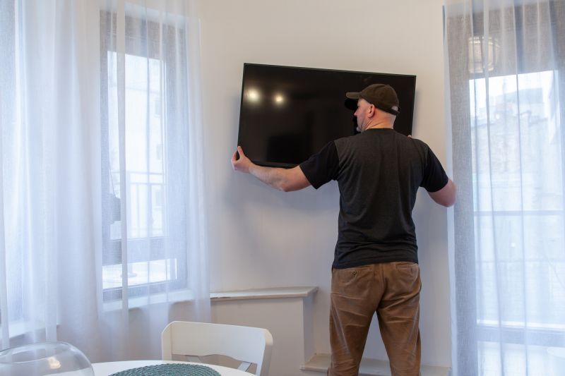 Tv Hanging Service in Olathe, KS